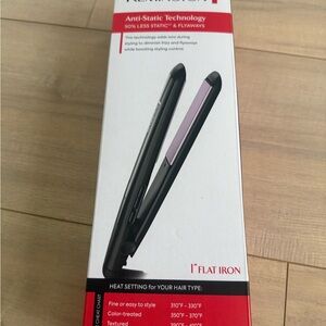 Remington Black and Purple Flat Iron